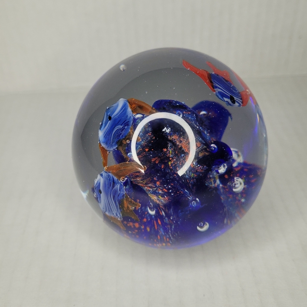 Glass Paperweight Under The Sea Decor Fish Swimming Ocean Reef Blue Ariel Beach - Picture 2 of 6